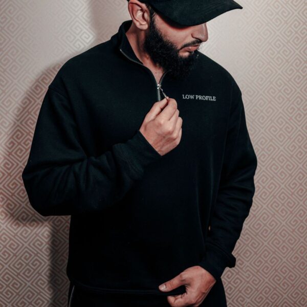 Low Profile - Regular Fit Quarter Zip Top - Image 4