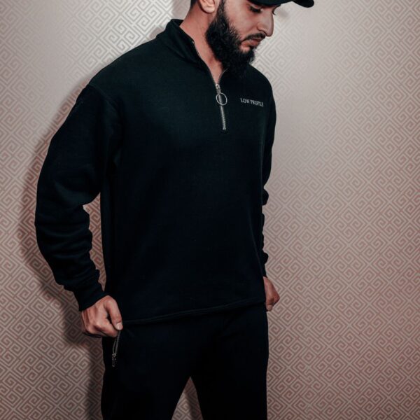 Low Profile - Regular Fit Quarter Zip Top - Image 2
